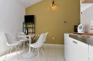 FerienhausKroatien - : Apartments Helena - One bedroom apartment with Bal