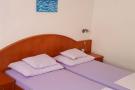 VakantiehuisKroatië - : Rooms Milena - Double or Twin Room with Private Ba