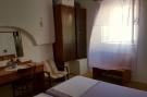 VakantiehuisKroatië - : Rooms Milena - Double or Twin Room with Private Ba