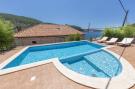 FerienhausKroatien - : Villa Gradi-Five Bedroom Villa with outdoor Pool