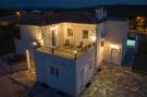 VakantiehuisKroatië - Oost Kroatië: Whitestone Villa  - Three Bedroom Villa with Swimm