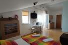 FerienhausKroatien - : Apartments Vala - One Bedroom Apartment with Balco