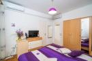 Holiday homeCroatia - Eastern Croatia: Apartments &amp; Rooms Mara &amp; Petrunjela - Del