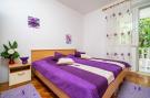 Holiday homeCroatia - Eastern Croatia: Apartments &amp; Rooms Mara &amp; Petrunjela - Del