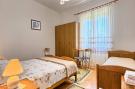 VakantiehuisKroatië - Oost Kroatië: Apartment Lucija - Three Bedroom Apartment with Ba