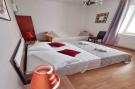 FerienhausKroatien - : Bertie's Lodge - Four Bedroom Apartment(A4)