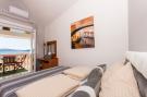 FerienhausKroatien - : Villa Stil - Two Bedroom Apartment with Balcony an