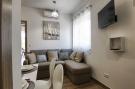 VakantiehuisKroatië - Oost Kroatië: Apartments Victoria - One Bedroom Apartment with T