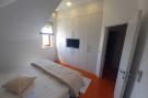 VakantiehuisKroatië - Oost Kroatië: Apartments Iggy - Three Bedroom Apartment with Sea