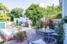 FerienhausKroatien - : Apartments Green Garden - Studio with Terrace 1