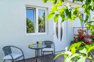 VakantiehuisKroatië - : Apartments Green Garden - Studio with Terrace 2