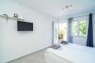 FerienhausKroatien - : Apartments Green Garden - Studio with Terrace 2