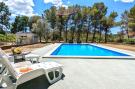 VakantiehuisKroatië - Oost Kroatië: Holiday Home Jaga - Three bedroom Holiday Home wit