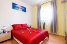 VakantiehuisKroatië - Oost Kroatië: Apartments Milic - One Bedroom Apartment  with Ter