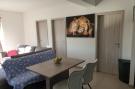 VakantiehuisKroatië - : Apartments Andrea - Three Bedroom Apartment with S