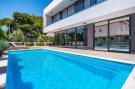 FerienhausKroatien - : Villa Alpha &amp; Omega - Four Bedroom Villa with 