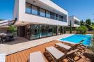 FerienhausKroatien - : Villa Alpha &amp; Omega - Four Bedroom Villa with 