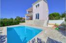 FerienhausKroatien - : Villa Isabella - Four Bedroom Villa with Swimming 