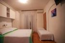 FerienhausKroatien - : Apartments Pezo - Superior One Bedroom Apartment (