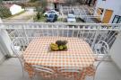 FerienhausKroatien - : Apartments Pezo - Superior Two Bedroom Apartment w