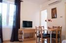 FerienhausKroatien - : Apartments Paula - One Bedroom Apartment with Terr