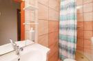 VakantiehuisKroatië - Oost Kroatië: Apartment Stipic Omis - Three Bedroom Apartment wi