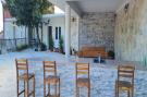 VakantiehuisKroatië - Oost Kroatië: Holiday Home Mico - Three Bedroom Holiday Home wit