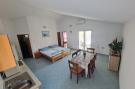 FerienhausKroatien - : Apartments Robi - Two Bedroom Apartment with Terra