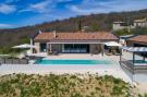 VakantiehuisKroatië - Oost Kroatië: Villa Noeli - Two Bedroom Villa with Terrace and S