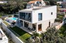 FerienhausKroatien - : Villa Agave - Five Bedroom Villa with Swimming Poo