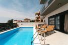 FerienhausKroatien - : Villa La  Ze - Three Bedroom Villa with Swimming P