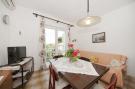 FerienhausKroatien - : Apartments Fortuna - Comfort One Bedroom Apartment