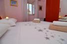 VakantiehuisKroatië - Oost Kroatië: Villa Captain’s Home - Four Bedroom Holiday Home w