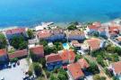 VakantiehuisKroatië - Oost Kroatië: Villa Captain’s Home - Four Bedroom Holiday Home w