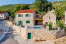 VakantiehuisKroatië - Oost Kroatië: Holiday Home Rustic - Two Bedroom Holiday Home wit