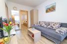 FerienhausKroatien - : Seaside Apartments Hrkać - Standard One Bedroom Ap