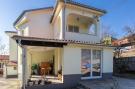 VakantiehuisKroatië - Oost Kroatië: Apartment Brletic - Three Bedroom Apartment with T