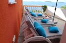 VakantiehuisKroatië - Oost Kroatië: Holiday Home Adriatic View-Three Bedroom Apartment