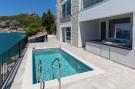 FerienhausKroatien - : Villa Simpleza - Six Bedroom Villa with Private Po