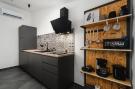 Holiday homeCroatia - Eastern Croatia: Apartment Urban Black