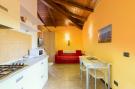 Holiday homeItaly - : Montebello Mono E