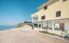 Holiday homeItaly - : Casa in Riva al Mare 2