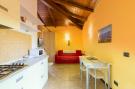 Holiday homeItaly - : Montebello Mono D