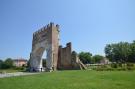 Holiday homeItaly - : Castello Fatato Sogni