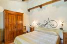 Holiday homeItaly - : La Farnia