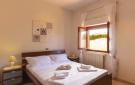 Holiday homeItaly - : Casa Rebecca