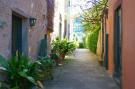 Holiday homeItaly - : Casa La Ruota