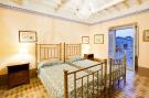 Holiday homeItaly - : Castagno