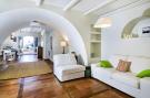 Holiday homeItaly - : Casa Tecla