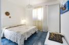 Holiday homeItaly - : Spuma di Mare - Riccio